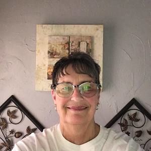 Meet your Posher, Clara